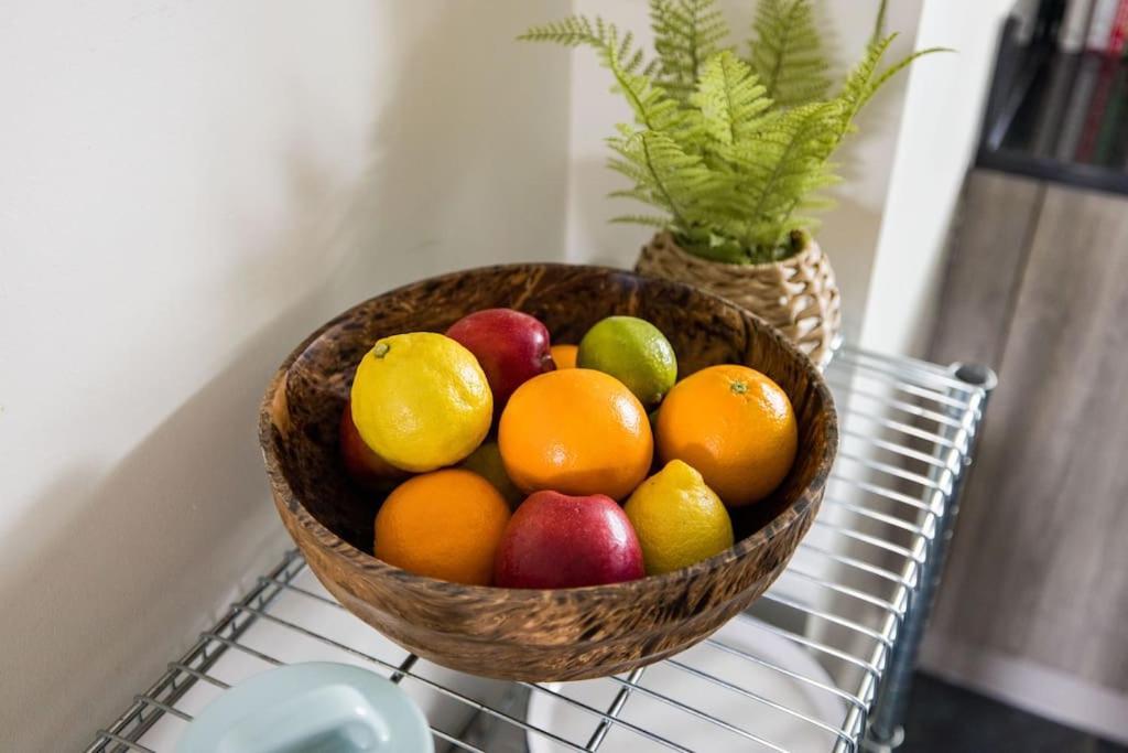 Wild Roses Serviced - Tower Bridge Apartment *