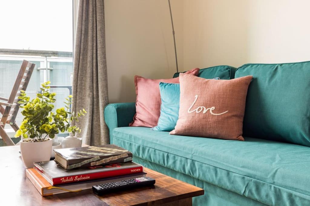 Wild Roses Serviced - Tower Bridge Apartment London
